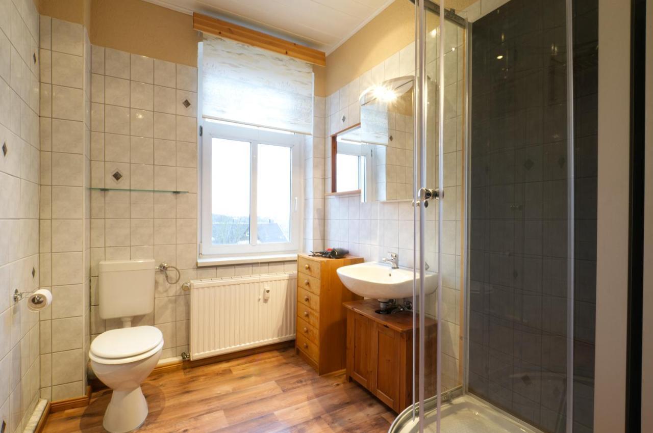 Ferienwohnung Am Busbahnhof Annaberg-Buchholz Bagian luar foto